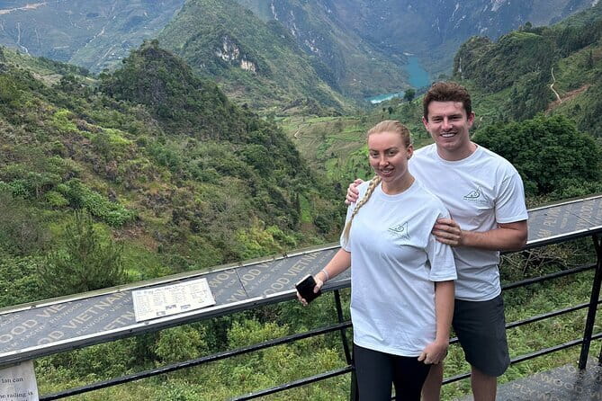 1 Day Ha Giang Loop Tour by Motorbike with Easy Rider - Loopers - Quan Ba and the climb to Heaven Gate