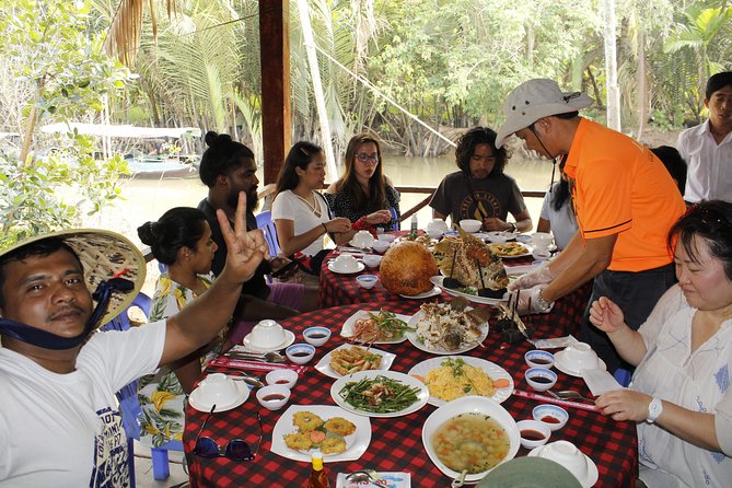 1-Day Mekong Delta Cai Rang Floating Market-Ancient House-Pancake - Sampan canals, folk music, and a slower pace