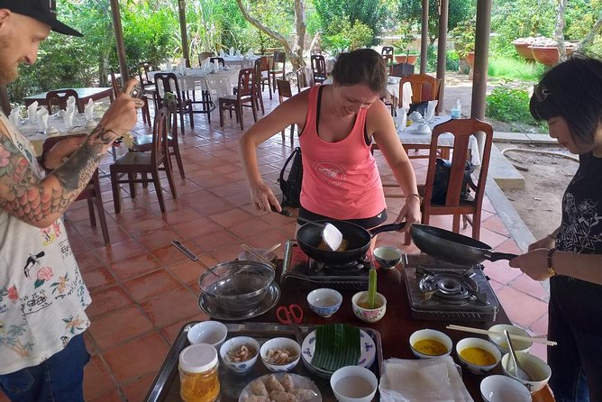 1-Day Mekong Delta Tour: Less-Touristy Cai Be & Vinh Long(Max 10) - Cooking class and Mekong lunch