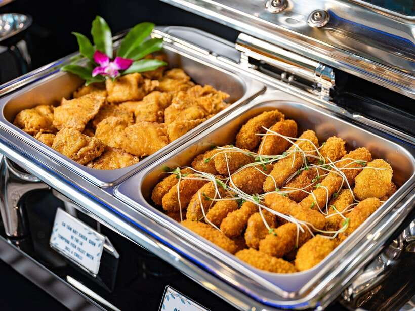 1 Day On 5-Star Halong Cruise With Highest Safety Equipments - Lunch with seafood and plant-based choices