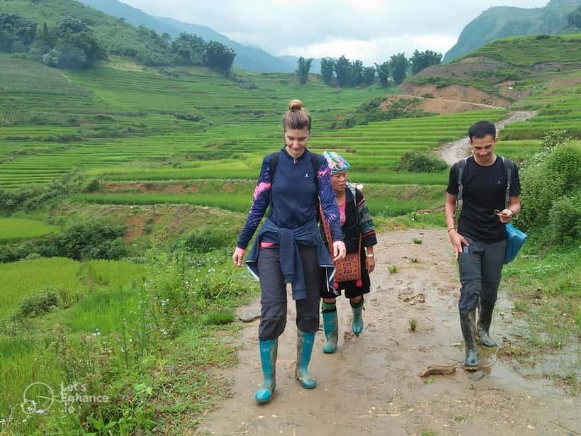 1-Day Sapa Long Trek - Rice Field Terrace, Ethnic Culture - Y Linh Ho and the wooden bridge