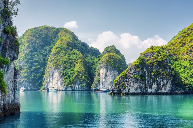 10-Day Vietnam Itinerary | Luxurious Discovery | Best 2026-27 - What the $980 price really covers
