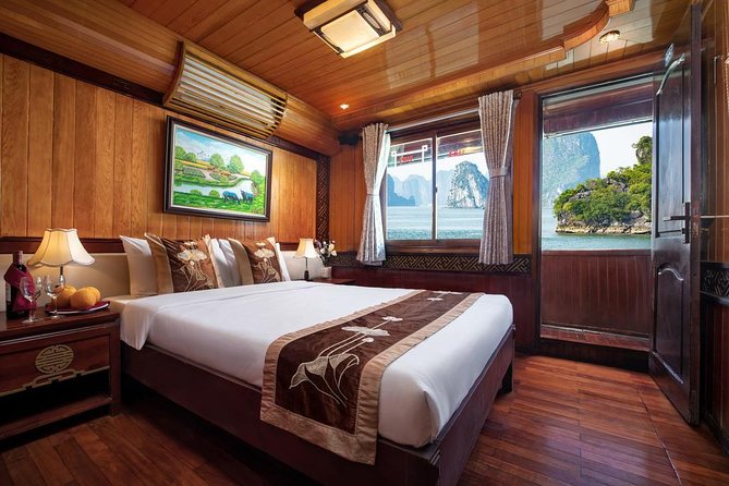 2-day Ha Long Bay Cruise included Transfer, Kayking and Swimming - Ti Top Island for swimming or a short hike