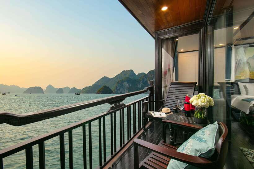 2-Day: Halong Lan Ha Bay 5 Stars Cruises w/Balcony & Bathtub - The Ba Trai Dao Option In Lan Ha Bay