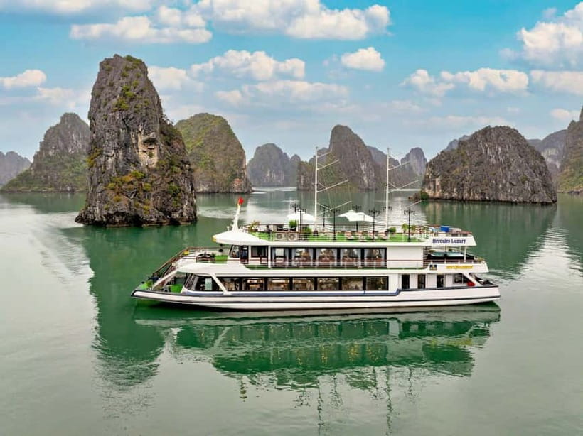 2-Day: Hanoi - Ninh Binh - Halong Bay Luxury Cruise - Cycling or a quiet village break