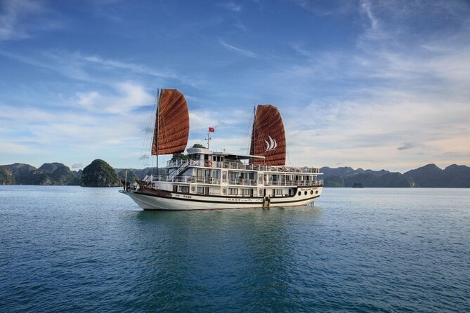 2-Day In Halong Bay Cruise With Transfer From Hanoi - Your cabin and the overnight boat experience