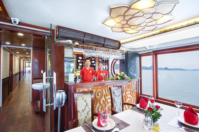 2-Day Oriental Sails Junk Cruise of Halong Bay - Cooking with the chef before dinner