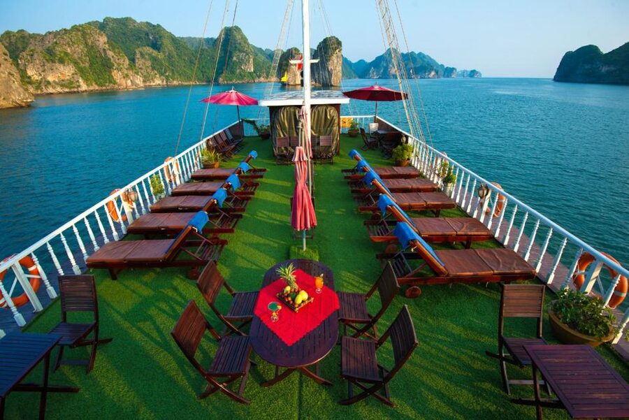 2-Day Royal Palace Ha Long Bay & Ti Top Island Cruise - Key things to know before booking