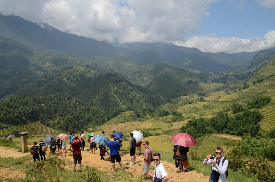 2-Day Sa Pa Ethnic Homestay Tour & Trek with Limousine Bus - What the tour includes, and where value comes from