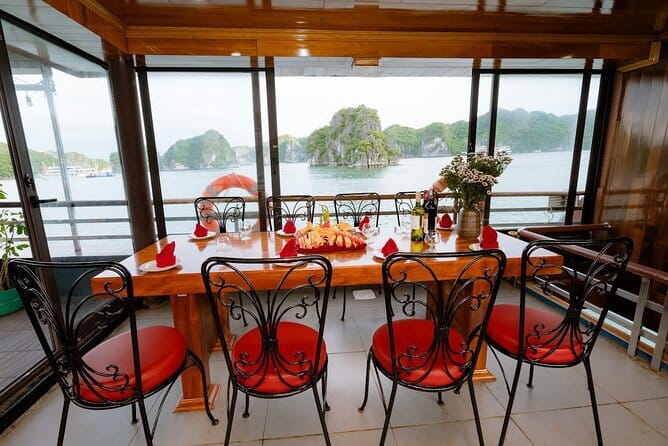 2 Days 1 Night Lan Ha, Ha Long Bay Tour With Licensed Guide - What the strongest praise tells you