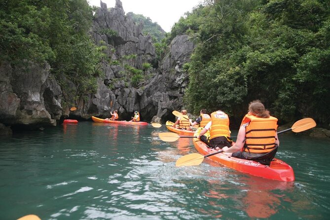 2 Days 1 Night Overnight on Cruise in Halong Bay - Kayaking or a bamboo boat among the cliffs
