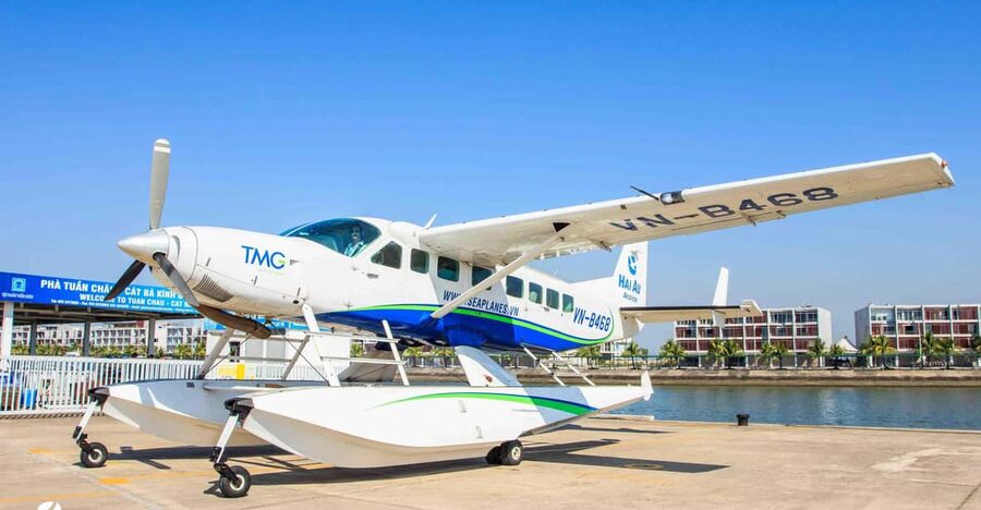 25 minutes sightseeing flight in Halong Bay by Seaplane - Why Seeing Ha Long Bay From the Air Changes Everything