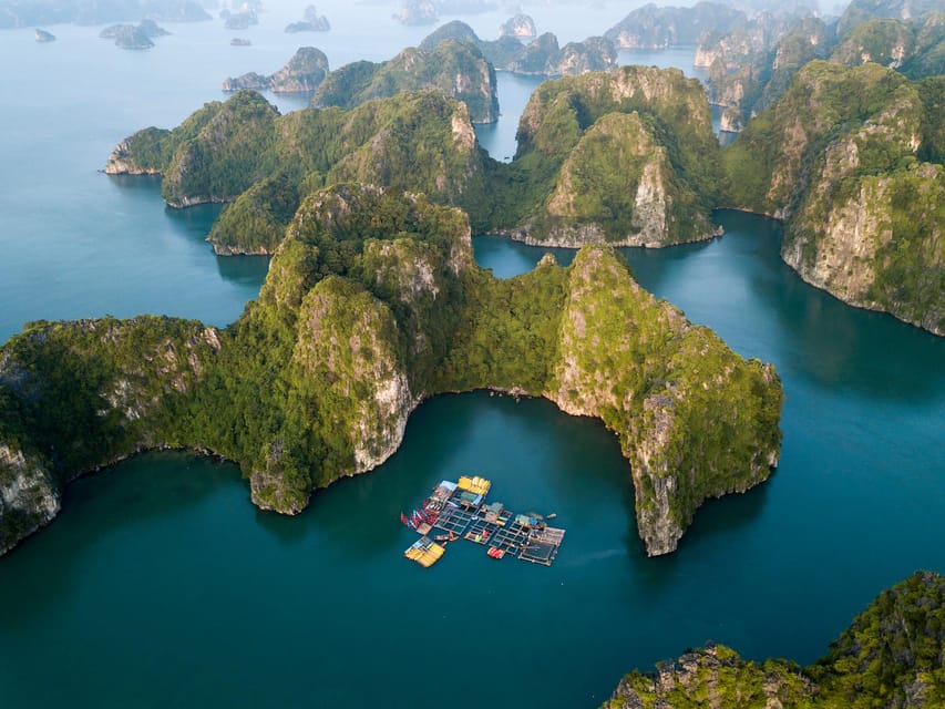 25 minutes sightseeing flight in Halong Bay by Seaplane - Twenty-Five Minutes Over the Limestone Islands