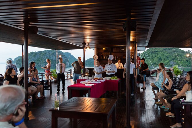 2D1N: Halong Bay 4-Star Cruise - Cave, Kayak, Swim, Meals - What this Ha Long Bay cruise is really offering