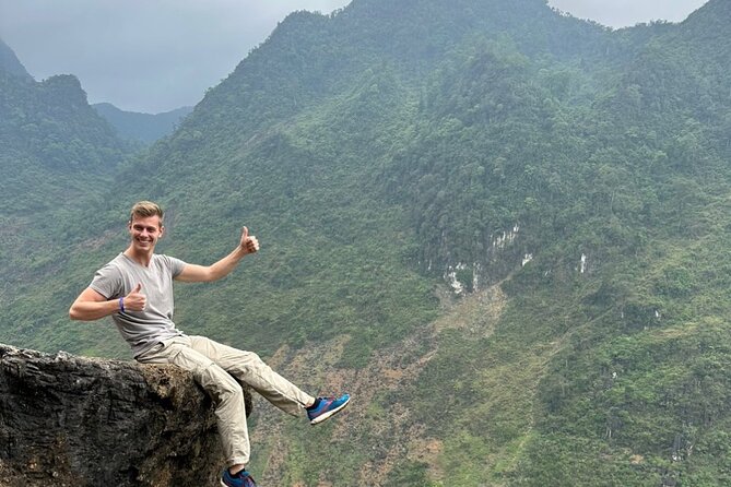 2D1N LOOP TOUR WITH EASYRIDERS 150CC (small group 5-10 PAX) - Dong Van, Hmong culture, and the King Palace