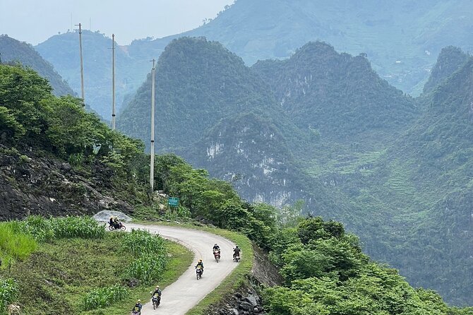 2D1N LOOP TOUR WITH EASYRIDERS 150CC (small group 5-10 PAX) - Setting off from Ha Giang at 8:30 a.m.