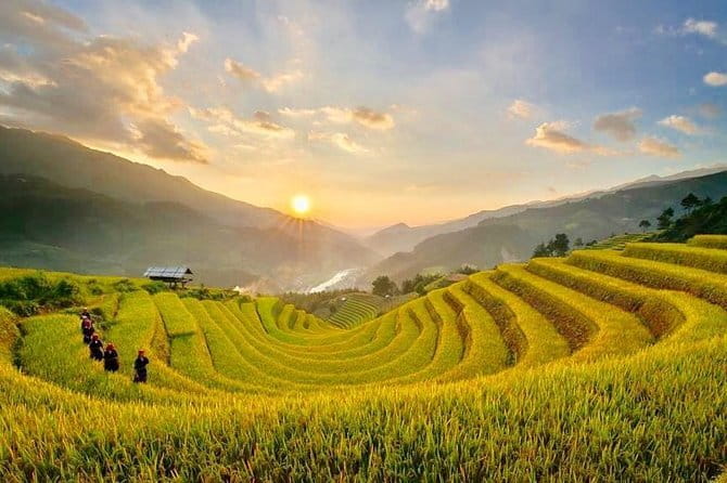 3 Day 2 Night Trek - Giang, Zo, and the human side of the trek