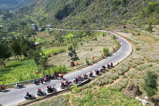 3 Day Ha Giang Loop Small Group Guided Motorbike Tour With Rider - Day 2: Ma Pi Leng Pass and Tu San Canyon