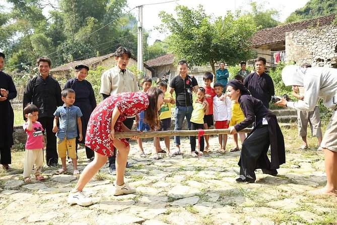 3-Day Private Tour Ba Be Lake - Ban Gioc Water Fall Best of North - The return to Hanoi and tea-country views
