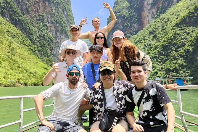 3 Days All Inclusive Strawberry Ha Giang Small Group Tour - Lung Cu Flag Tower and Lo Lo Chai