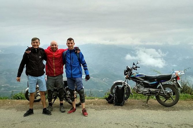 3D2N TOUR WITH EASYRIDERS 150cc (group 4-10Pax + private rooms) - Day one: Bac Sum Pass and the Dong Van Karst Plateau