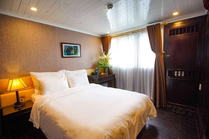 4-star Halong Paloma Cruise 2D1N Trip - Checkout, the cooking class, and the long return to Hanoi