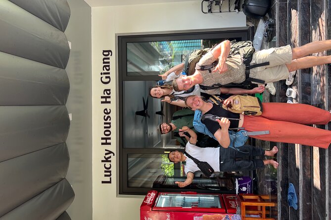 4D3N loop tour with Easyrider 150cc (small group + private rooms) - Dong Van and the Hmong King Palace