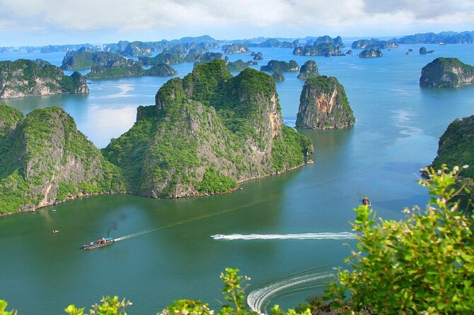 5-Day North Vietnam: Hanoi -Halong Bay -Ninh Binh-Sapa from Hanoi - Tam Coc and Bich Dong: a gentle start in Ninh Binh