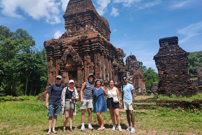 Amazing My Son Sunset Deluxe Small Group tour - The Champa Apsara dance performance