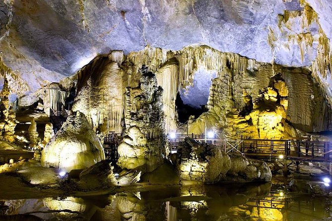 Amazing Phong Nha- Paradise Cave - Dark Cave 1 Day -All Inclusive - Who will enjoy this tour most