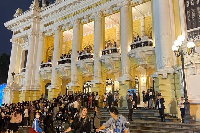 Amazing Vespa Night Tour For Food Lover - What makes this Hanoi Vespa tour worth considering