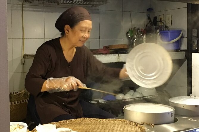 Authentic taste of Hanoi, food tour with a local foodie - A guide who adds meaning to each dish