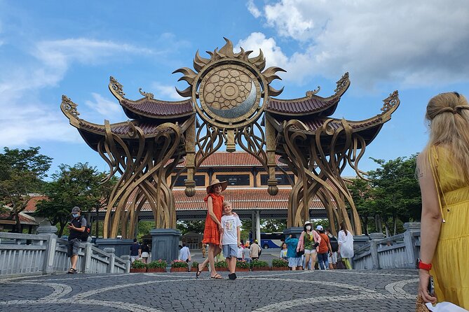 Ba Na Hills and Golden Bridge Private Tour - Riding the cable cars into Ba Na Hills