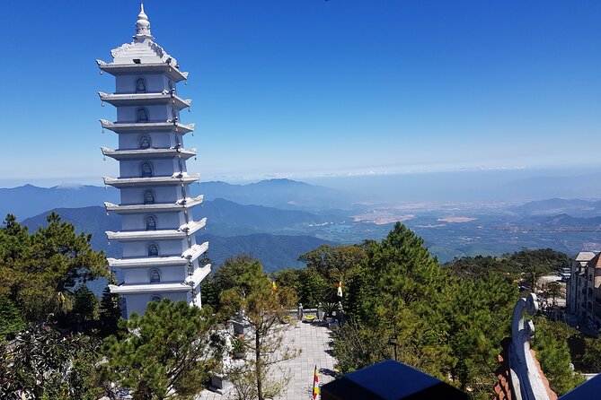 Ba Na Hills and Golden Bridge Private Tour - What guide quality adds to a very large attraction