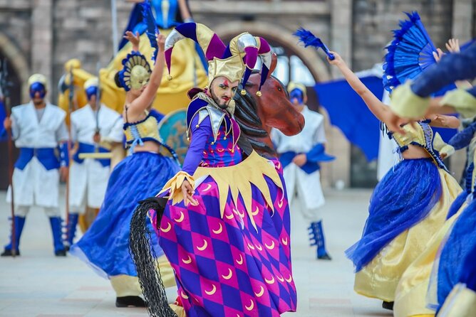 Ba Na Hills & Golden Bridge Tour from Da Nang - Buffet lunch, restaurants, and the six-hour park visit