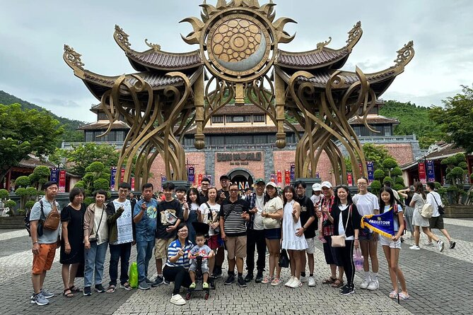 Ba Na Hills with Golden Bridge Private Tour - What the guides add to the day
