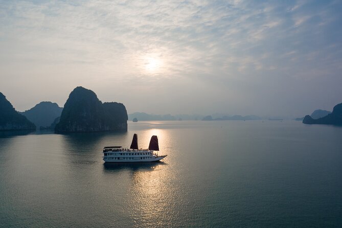 Bai Tu Long Bay Cruises Peaceful and Cozy Group Boat 2D1N - Key points at a glance