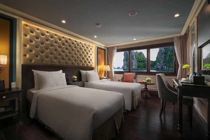 Bai Tu Long bay Luxury Cruise 2D/1N: Less touristy places, Kayaking, full meals - Day one: from Halong Bay into Bai Tu Long Bay