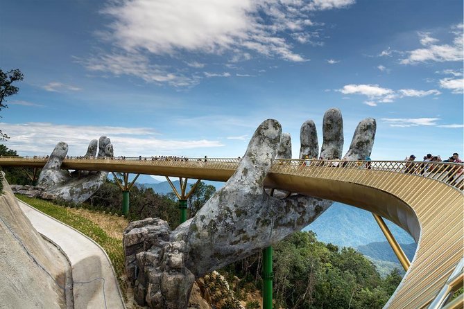 Bana Hills - Golden Hands Bridge Private Tour - The guide can make or break the day
