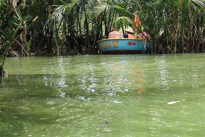Basket Boat Tour from Da Nang/HoiAn by Lunch & Cafe Class Private - Lunch with a Hoi An specialty