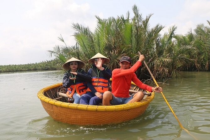 Basket Boat Tour from Da Nang/HoiAn by Lunch & Cafe Class Private - Making Vietnamese coffee after the boat ride