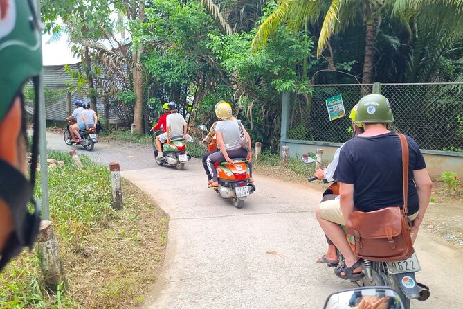 Ben Tre Mekong Zig Zag: Scooter, Sailboat, and Food (Full day) - Ben Tre city, the market, and local street food