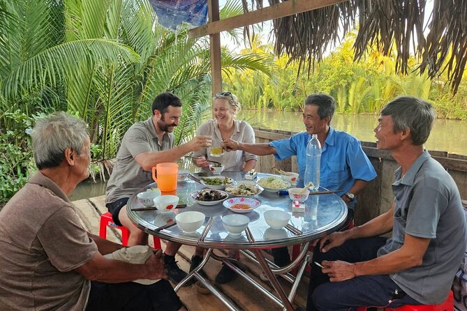 Ben Tre: Scooter, Culture, Sailboat and Mekong Food (Half Day) - A half-day route built around local life