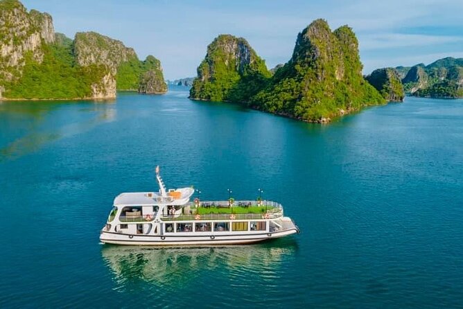Best Halong Bay Tour One Day On Luxury Cruise 6 Hours Cruising - Ti Top Island for swimming and a 360-degree view