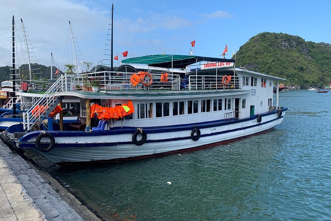 Best love - Full Day Boat Tour to Lan Ha Bay and Ha Long Bay - Kayaking through three rock arches in Ha Long Bay