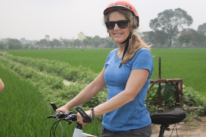 Bicycle Tour Full Day Explore Red River Delta & Rural Villages - Lunch and the return toward Hanoi