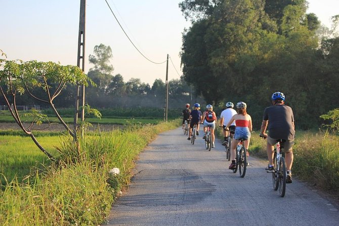 Bicycle Tours Hanoi: Full Day Bicycle Tours City & Countryside - Red River farms near Dong Anh