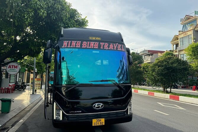 Bus Cat Ba island to Ha Noi - Joining the Hanoi-bound bus