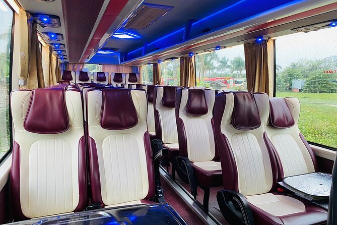 Bus Ha Noi to Cat Ba island - The strongest part is the staff communication
