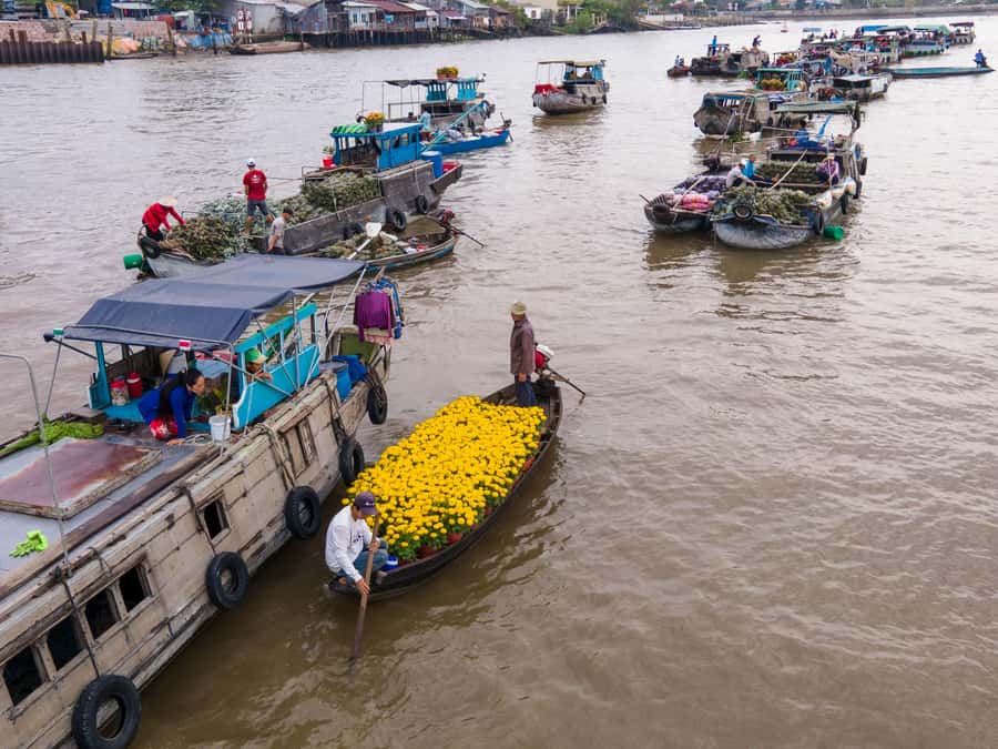 Can Tho: A Real Mekong Tour, Floating Market, Cacao & Life's - Cai Rang floating market and breakfast by boat